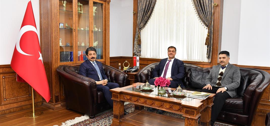Bölge Müdürümüz Sayın Ahmet ÇÖRTÜK, Kırşehir Valimiz Sayın Murat Sefa DEMİRYÜREK’i Ziyaret Etti. 