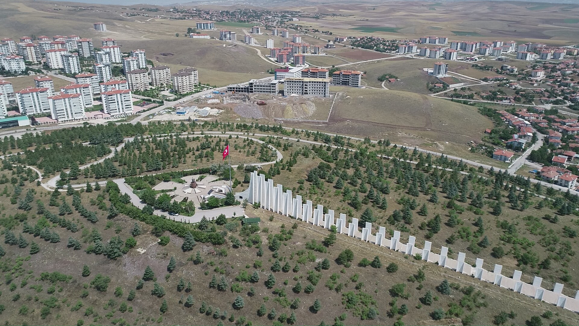 Zafer Anıtı (2).JPG