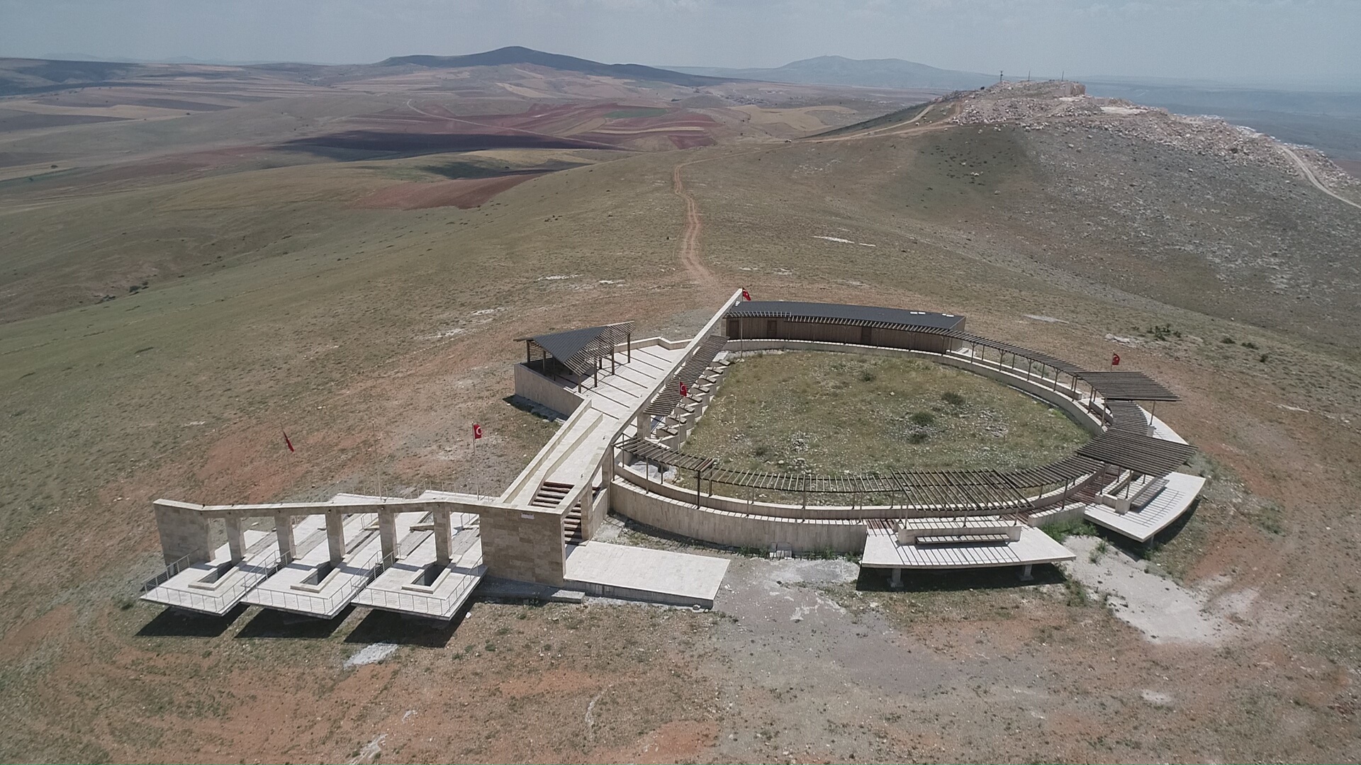 İkiztepeler Şehitliği (1).JPG